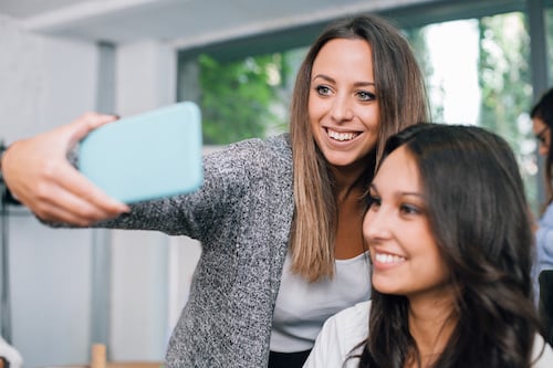 corporate-influencer-evernine